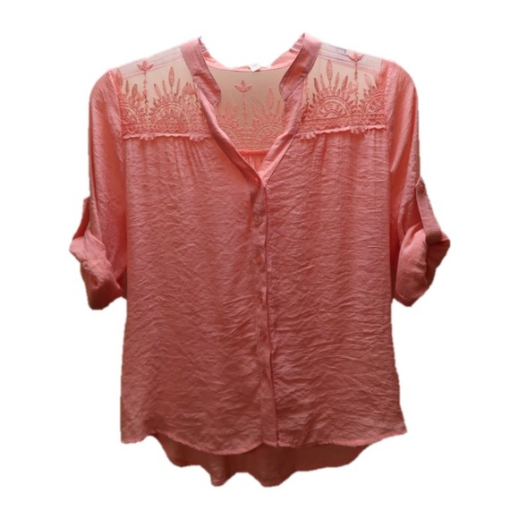 Macy's Tops - NWOT peach delicate feminine top Macy’s 🍑